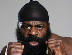 фото - Рой Джонс отправится на Ямайку драться с Кимбо Слайсом