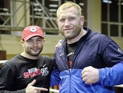 фото - Тренер Харитонова Руслан Кривуша: «Спарринг-партнёры постоянно жаловались, что не успевают за Сергеем»