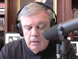 фото - «Ужасный матчмейкинг!» Эдди Хирну досталось от Тедди Атласа