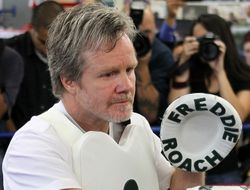 фото - Фредди Роуч опять за своё: надеется на реванш Пакьяо и Мэйуэзера