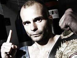 фото - Дебютная защита Кико Мартинеса – против африканца Матебулы