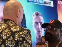 фото - Фьюри просверлил дыру в Чисоре взглядом — видео