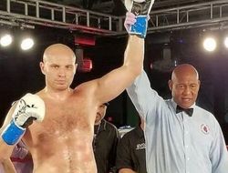 фото - Дважды бронзовый призёр ОИ Иван Дычко продолжает избивать джорнименов