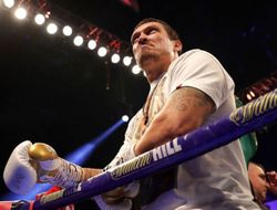 фото - Инсайдер: Стороны Усика и Поветкина ещё очень далеки от подписания контракта