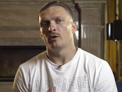 фото - Александр Усик — о своей промоутерской компании и возможном уходе из K2 