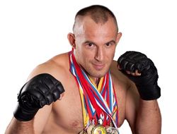 фото - Вместо Емельяненко с Филиповичем будет драться Алексей Олейник