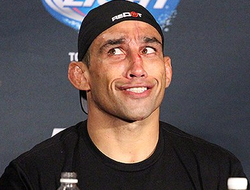 фото - Алексей Олейник против Фабрисио Вердума на турнире UFC в Москве?