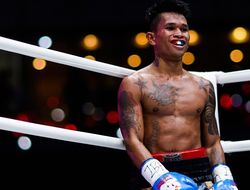 фото - Касимеро остался чемпионом мира, остановив Эдвардса