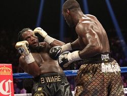 фото - Дионтэй Уайлдер бьёт Бермейна Стиверна в реванше, на этот раз досрочно