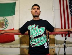 фото - Теофимо Лопес против Танка Дэвиса и Девина Хэйни — мнение Майки Гарсии