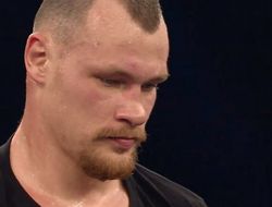 фото - «Ленинский» тяжеловес Алексей Егоров по-быстрому перебил Романа Головащенко