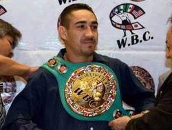 фото - Умберто Сото будет драться с Урбано Антийоном