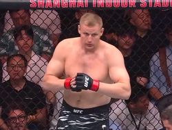 фото - Павлович прошёл по очкам Кортеса-Акосту