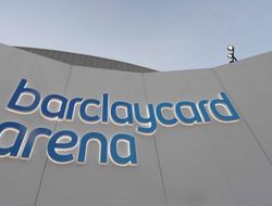 фото - Кубрат Пулев против Дерека Чисоры – начало мая в Гамбурге