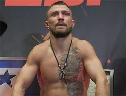 фото - Василий Ломаченко: Хотел бы извиниться за то, что не оправдал надежды