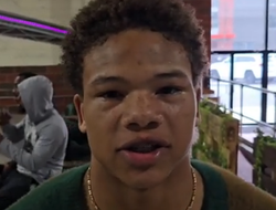 фото - Суперпроспект Мейвезера рассуждал о бое Бетербиев-Бивол. Похоже, это толковый парень