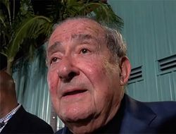 фото - Майки Гарсиа своим боксом обманывает людей и уже не претендует на половину гонорара в бою с Ломаченко — Боб Арум