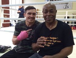 фото - «Джошуа может победить Усика автоматом и гранатой». Спор Али Башира