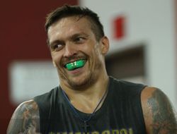 фото - Забавные моменты с Ломаченко, Усик о пуле, прогнозы бойцов UFC на бой Нурмагомедов–Порье — соцсети