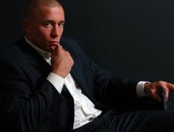 фото - Тренер Сен-Пьера – о возможном возвращении подопечного