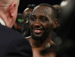 фото - Спенс сдрыснет от Кроуфорда в первый средний вес — прогноз промоутера