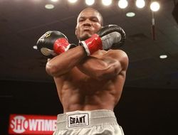 фото - Джулиан Уильямс переборол Натаниэля Галлимора