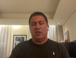 фото - Лишь бы не Топурия? Тренер Махачева назвал «идеального» оппонента