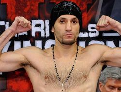 фото - «Пёс» Ангуло против «Латинского змея» Мора в андеркарде Лара–Хёрд