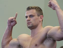 фото - Денис Бойцов против Мануэля Чарра: грядёт бой в Москве?