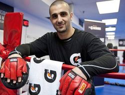 фото - Либо Макгрегор изобьёт Нурмагомедова, либо наоборот — тренер Сен-Пьера