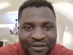 фото - Нганну начал переговоры с Фьюри, но бою Тайсона с Усиком ничего не грозит