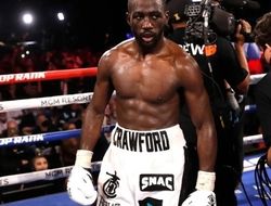 фото - «Самый большой бой десятилетия!» Кроуфорд раскручивает схватку со Спенсом