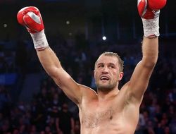 фото - Сергей Ковалёв досрочно прошёл Игоря Михалкина