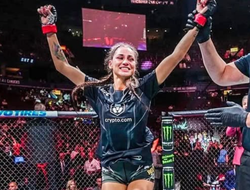 фото - Троих бойцов уволили из UFC