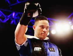 фото - Паркер закрыл два кряду поражения досрочной победой над Флоресом