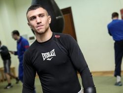 фото - Видео: Ломаченко начал готовиться к бою с Пирийяпиньо