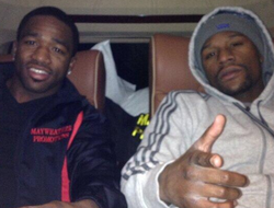 фото - Реабилитация Броунера: Мэйуэзер водит экс-недруга на игры и катает его на Бугатти