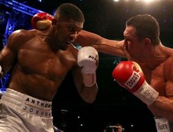 фото - Лучшие моменты боя Энтони Джошуа и Владимира Кличко — видео от vRINGe.com