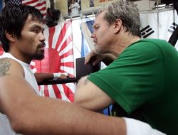 фото - Пакьяо завершит серию без нокаутов в бою с Хорном — Фредди Роуч
