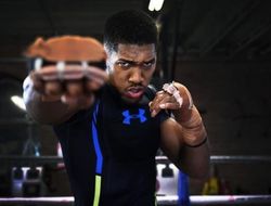 фото - Энтони Джошуа: Проигрывать не собираюсь, буду править 10 лет