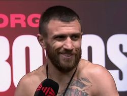 фото - Ломаченко опоздал на процедуру взвешивания и рассмешил фанов