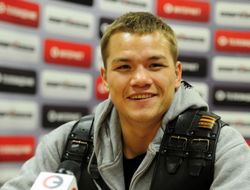 фото - С миру по нитке: камбэк и реванш Адамека, бои Чудинова и Рунгвисаи