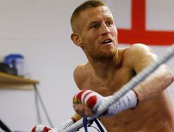 фото - Уоррен: В 2017 году можем сделать бой Ломаченко–Флэнеган