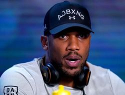 фото - Не Джошуа! Эдди Хирн определился с лидером хэвивейта: «Хоть мне и больно»