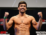 Видео взвешивания UFC Fight Night в Баруэри: Мачида–Доллэуэй, Барао–Ганьон, Рашид Магомедов