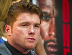 фото - Альварес не собирается соглашаться на требования Головкина