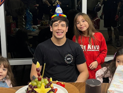 фото - Турнир UFC Mexico теперь с новым мэйн ивентом. И это крутой реванш