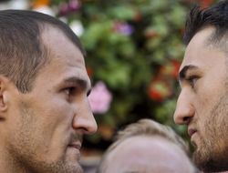 фото - Сергей Ковалёв ставит на битого им Клеверли в бою против Брёмера