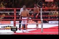 Видео боя: Мануэль Чарр — Алекс Леапаи