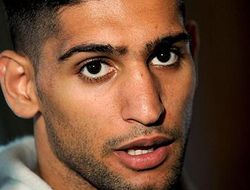 фото - Амир Хан хочет «украсть шоу» у Флойда Мэйуэзера